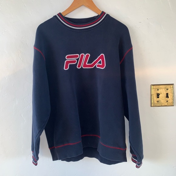 Vintage 90s Fila Big Logo Navy Sweatshirt 🔥🔥🔥 - Picture 3 of 5